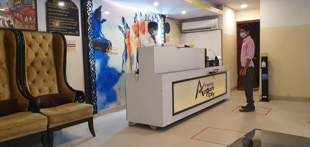 Hotel Airport City Near Delhi International Airport New Delhi Exterior photo